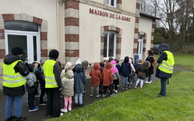 Des élèves de CP de Plabennec partent à la découverte du patrimoine local